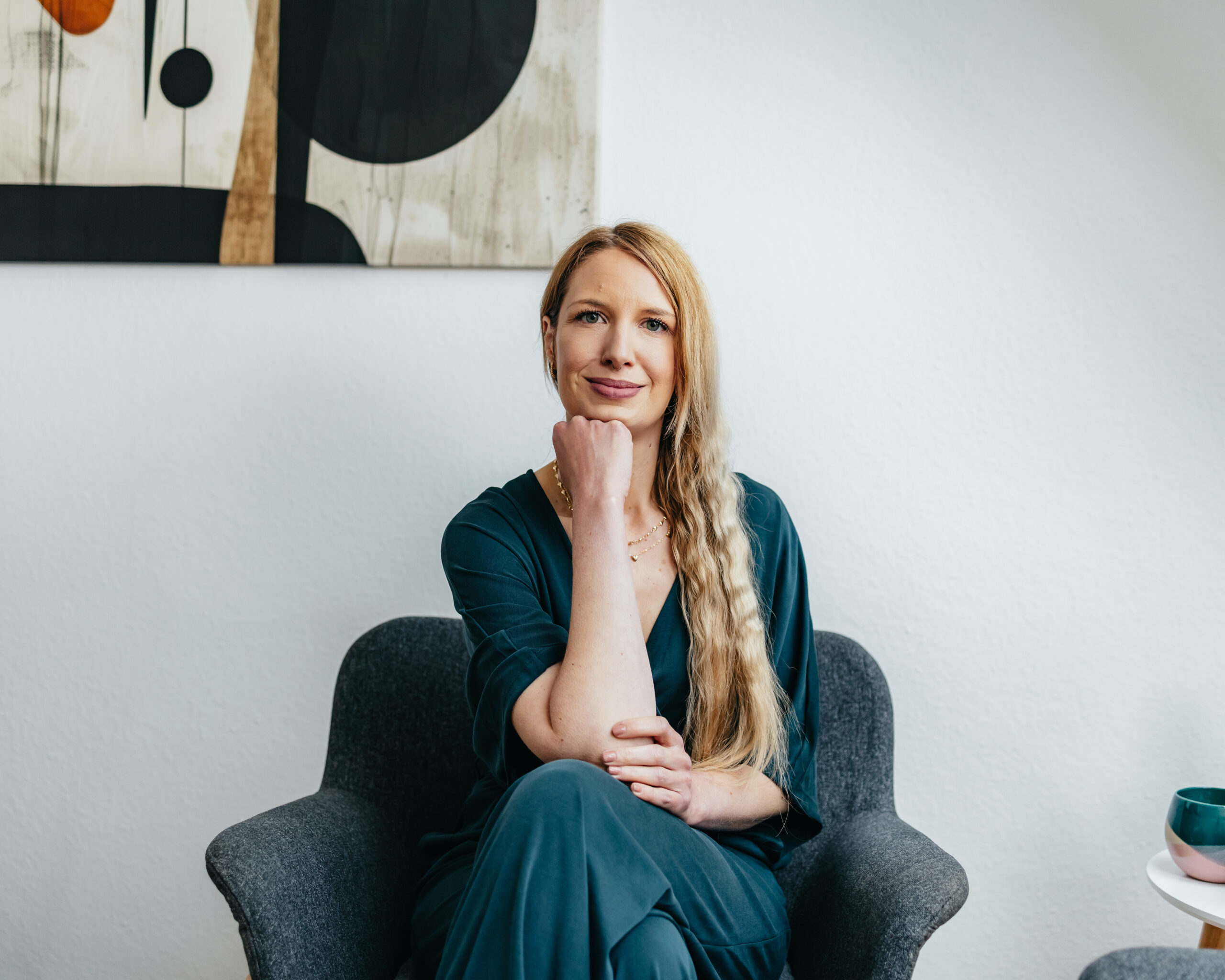 Isabel Stettin, Paartherapeutin und Paarberaterin, schafft in der Arbeit Raum für beide Perspektiven.